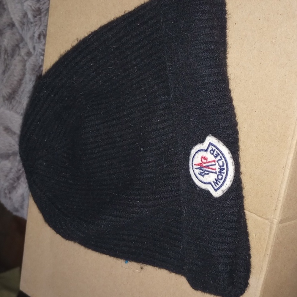 Moncler Ribbed Knit Wool BeanieBlack